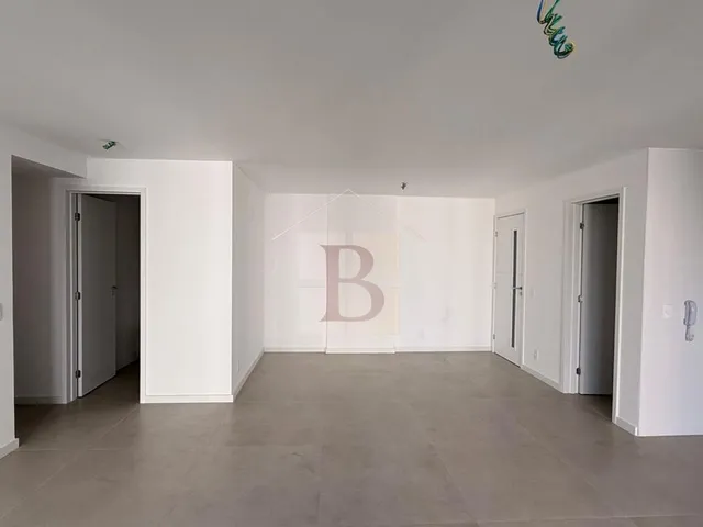 Imagem 6: Apartamento de luxo à venda em Icaraí: 3 quartos, 2 suítes, 3 salas, 3 banheiros, 2