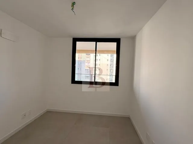 Imagem 7: Apartamento de luxo à venda em Icaraí: 3 quartos, 2 suítes, 3 salas, 3 banheiros, 2