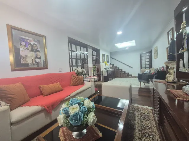 Imagem 16: Imponente casa à venda em Piratininga, Niterói-RJ: 4 quartos, 4 suítes, 3 salas, 4