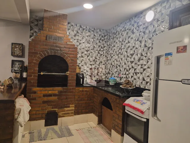 Imagem 6: Imponente casa à venda em Piratininga, Niterói-RJ: 4 quartos, 4 suítes, 3 salas, 4