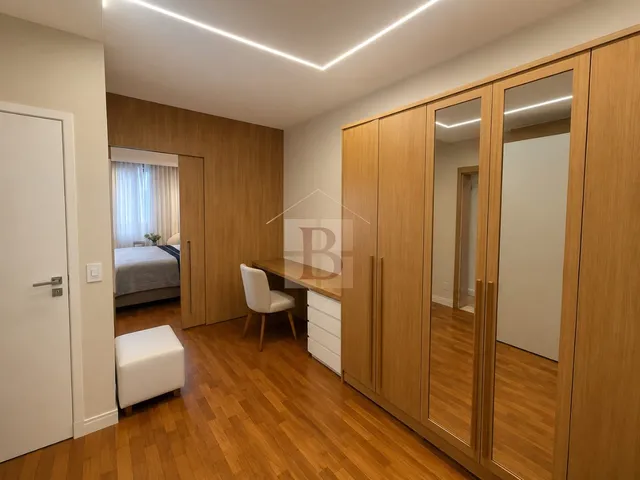 Imagem 16: Venda de Apartamento de Luxo em Icaraí, Niterói-RJ: 4 Quartos, 1 Suíte, 1 Vaga de