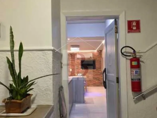 Imagem 2: Imperdível: Apartamento de luxo em Copacabana, 3 quartos, 3 suítes e 3 vagas de garagem