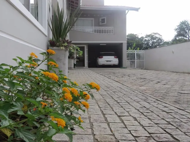 Imagem 12: Imperdível Geminado À Venda em Joinville-Sc, Costa e Silva: 3 Quartos, 1 Suíte, 2 Salas, 3 Banheiros, 1 Vaga, 125,15M²