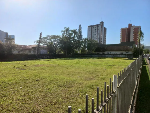 Imagem 5: Terreno Raro no Centro de Joinville - Oportunidade Única para Investidores