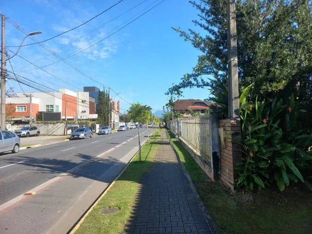 Imagem 7: Terreno Raro no Centro de Joinville - Oportunidade Única para Investidores