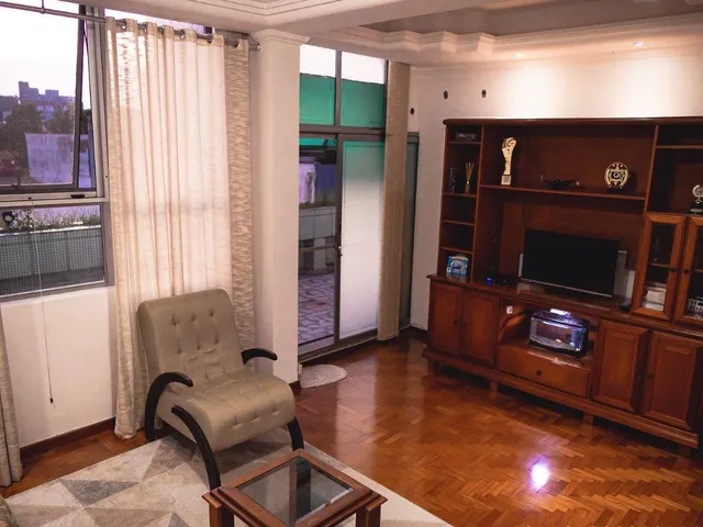 Imagem 14: Excepcional apartamento na rua principal do Centro de Joinville