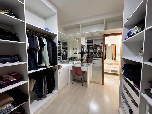 Imagem 2: Luxuosa mansão de 5 suítes no Swiss Park Campinas-SP 331 m² 3 salas 5 banheiros 4