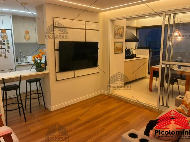 Imagem: Apartamento reformado de 2 quartos e 2 suítes