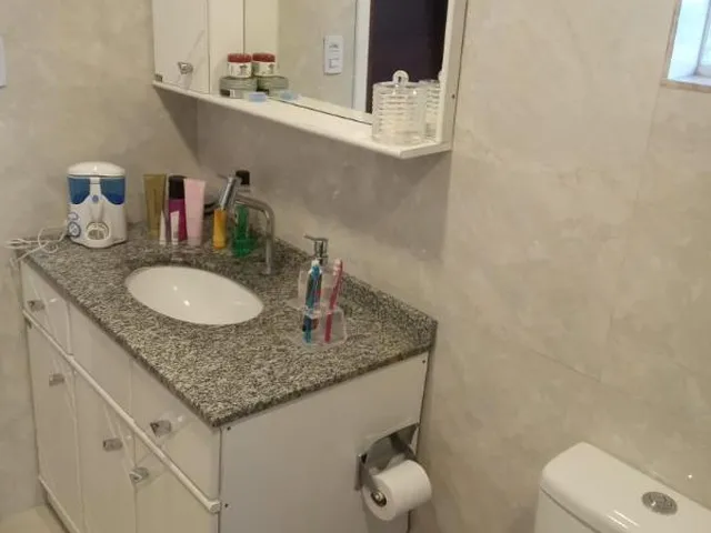 Imagem 11: LINDA CASA D ESQUINA COM 180m², INDIVIDUAL, TERRENO DE 235M², CIDADE INDUSTRIAL CTBA