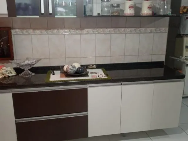 Imagem 6: LINDA CASA D ESQUINA COM 180m², INDIVIDUAL, TERRENO DE 235M², CIDADE INDUSTRIAL CTBA