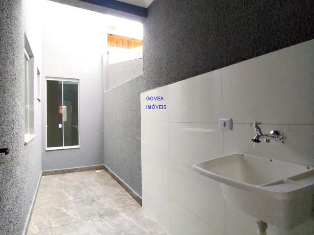 Imagem 2: CASA NO CIC, A UMA QUADRA DO TERMINAL , E DA RUA PEDRO GUSSO * 44M² PREPARADA PARA