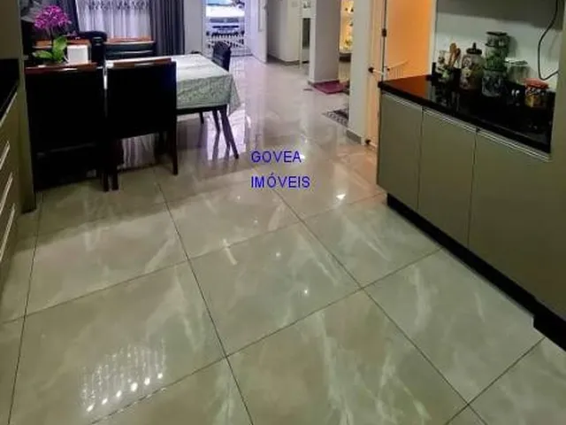 Imagem 3: SOBRADO 3 QUARTOS, 4 BANHEIROS, PINHEIRINHO, ESTUDA PERMUTA PARCIAL , APARTAMENTO, CASA