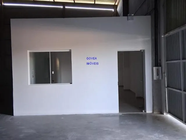 Imagem 3: BARRACÃO P LOCAÇÃO 1.314M² COM 3 DOCAS, ESCRITÓRIO, REFEITORIO, PÉ DIREITO 8MT, EM
