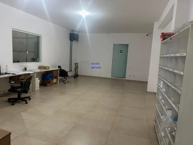 Imagem 5: BARRACÃO P LOCAÇÃO 1.314M² COM 3 DOCAS, ESCRITÓRIO, REFEITORIO, PÉ DIREITO 8MT, EM