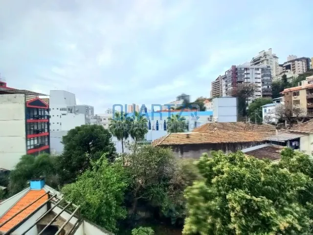 Imagem 2: Espaçoso Escritório 47M² em Floresta, Porto Alegre, com Elevador e Localização Estratégica