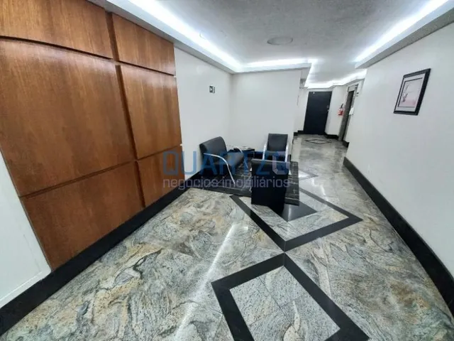 Imagem 6: Espaçoso Escritório 47M² em Floresta, Porto Alegre, com Elevador e Localização Estratégica