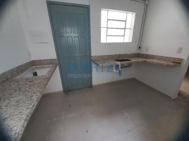 Imagem 11: Casa Comercial no Bom Fim com 70M2 3 Salas e Pátio Ideal para Qualquer Atividade Comercial