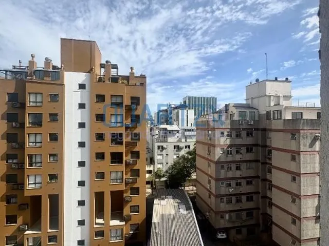 Imagem 4: Apartamento com 2 Dormitórios e Terraço no Centro Histórico de Porto Alegre, 2 Vagas