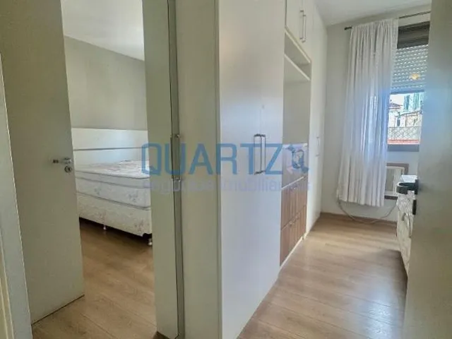 Imagem 3: Apartamento com 2 Dormitórios e Terraço no Centro Histórico de Porto Alegre, 2 Vagas