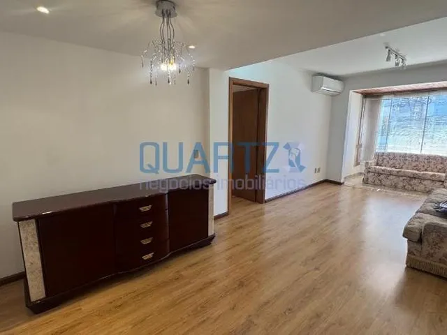Imagem 7: Apartamento semi mobiliado para locação em Petrópolis, Porto Alegre-RS: 3 quartos, 1
