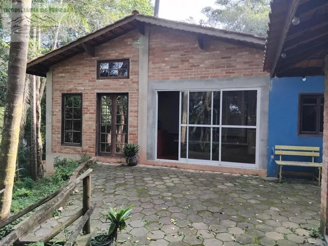 Imagem: Encantadora Casa Térrea Rústica no Residencial
