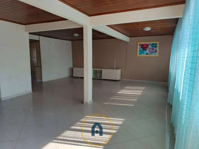 Imagem 6: Sobrado para alugar em São José dos Pinhais, Colônia Murici, com 3 quartos, 750m²