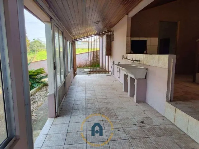 Imagem 4: Sobrado para alugar em São José dos Pinhais, Colônia Murici, com 3 quartos, 750m²