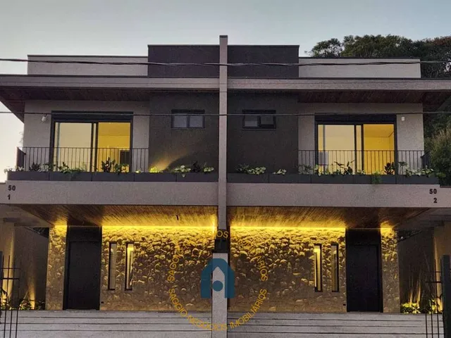 Imagem: Sobrado alto padrão à venda em São José