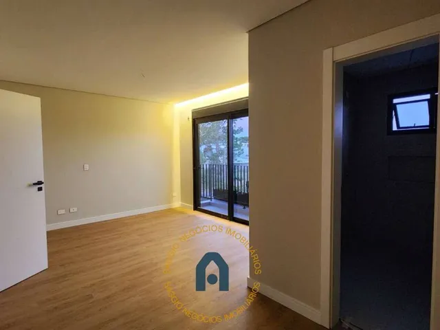 Imagem 2: Sobrado alto padrão à venda em São José dos Pinhais, Aristocrata, com 4 quartos