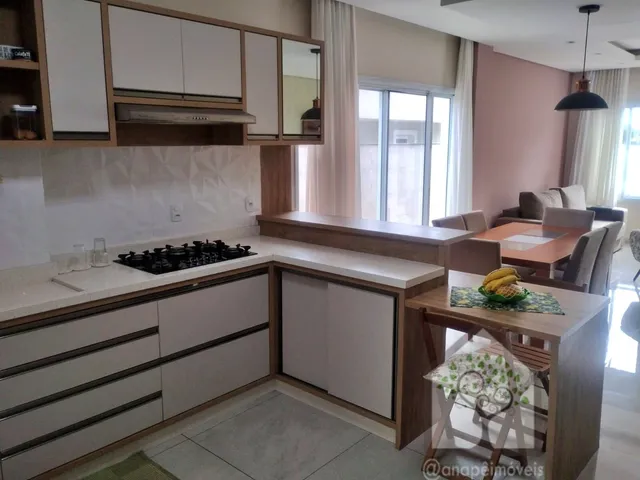 Imagem 3: Casa 3 Quartos com 2 Suítes no Carianos, Florianópolis