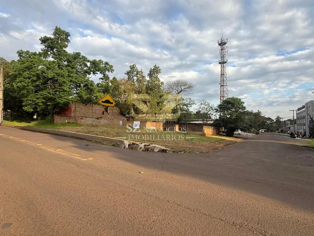 Imagem 3: TERRENO DE ESQUINA À VENDA COM 450M² - VILA YOLANDA - FOZ DO IGUAÇU - PR