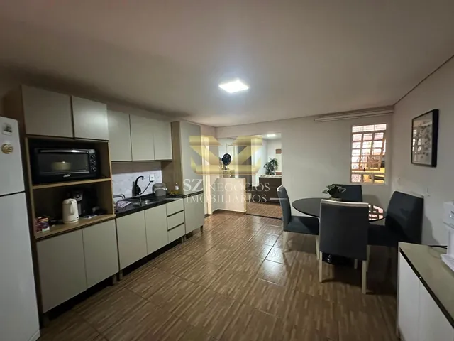Imagem 7: CASA À VENDA COM 04 DORMITÓRIOS SENDO 01 SUÍTE - PARQUE OURO VERDE, FOZ