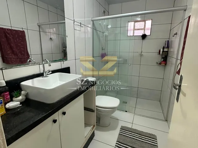 Imagem 10: CASA À VENDA COM 04 DORMITÓRIOS SENDO 01 SUÍTE - PARQUE OURO VERDE, FOZ