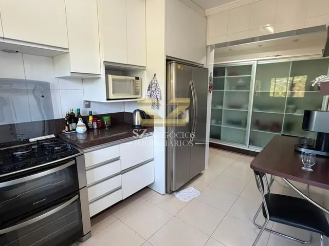 Imagem 11: Cobertura Duplex Mobiliada para locação no Edifício Residencial Fernanda, Centro Foz