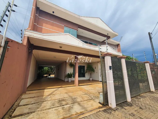 Imagem 2: Sobrado a venda com 4 Quartos sendo 1 Suíte Master, Campos do Iguaçu em Foz do Iguaçu