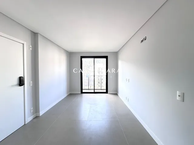 Imagem 2: Apartamento 2 suítes e 2 vagas - Centro