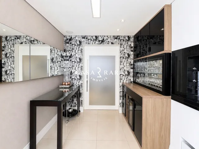 Imagem 4: Apartamento com 4 dormitórios (sendo 2 suítes) e 2 vagas - Centro