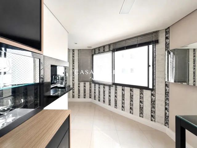 Imagem 10: Apartamento com 4 dormitórios (sendo 2 suítes) e 2 vagas - Centro