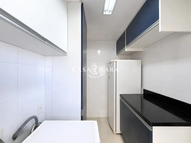 Imagem 2: Apartamento com 4 dormitórios (sendo 2 suítes) e 2 vagas - Centro