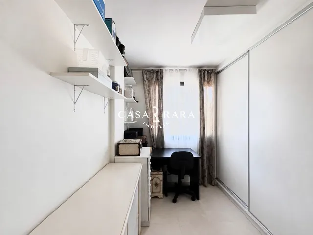 Imagem 14: Apartamento com 4 dormitórios (sendo 2 suítes) e 2 vagas - Centro
