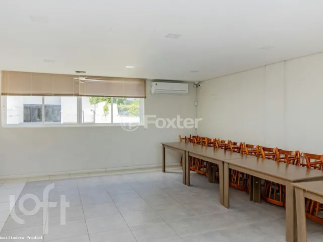 Imagem 8: Apartamento para Venda em Porto Alegre, Santo Antônio, 1 dormitório, 1 banheiro, 1 vaga