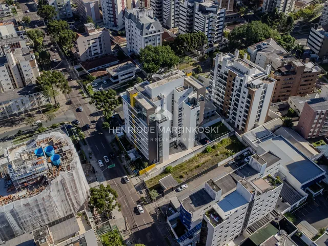 Imagem 14: Apartamento Exclusivo com 4 Dormitórios, sendo 2 suítes e 2 Demi-suítes no Juvevê!