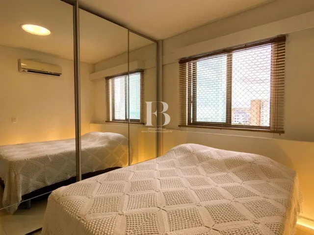 Imagem 7: Seu Novo Lar em Casa Amarela: 3 Quartos com Varanda a Passos do Sítio da Trindade