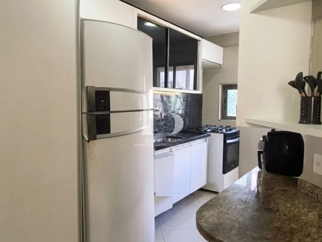 Imagem 6: Seu Novo Lar em Casa Amarela: 3 Quartos com Varanda a Passos do Sítio da Trindade