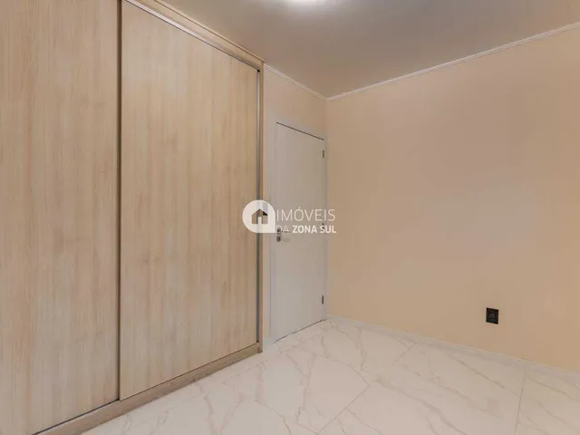 Imagem 2: Casa à venda no bairro Jardim Lindóia - Porto Alegre/RS