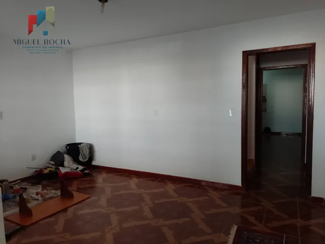 Imagem: Sobrado À Venda no Bairro Jardim Rosa Garcia