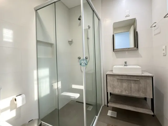 Imagem 11: Alugo apartamento mobiliado, com 02 quartos, 01 garagem, 75m² em residencial completo no