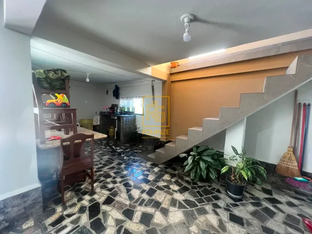Imagem 9: EXCLUSIVIDADE!! Casa completa com piscina e área de festa no bairro Quintino, em Timbó