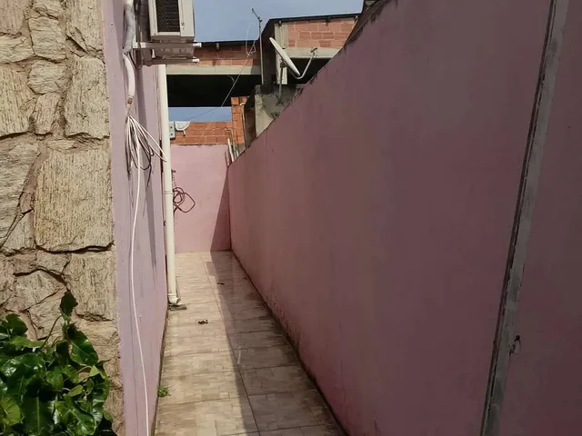 Imagem 7: Casa à venda em Rio de Janeiro, Santa Cruz, com 3 quartos, 180m²