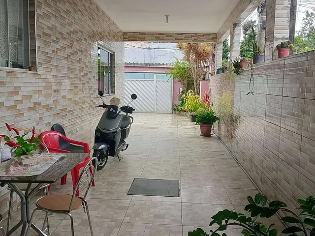 Imagem 11: Casa à venda em Rio de Janeiro, Santa Cruz, com 3 quartos, 180m²
